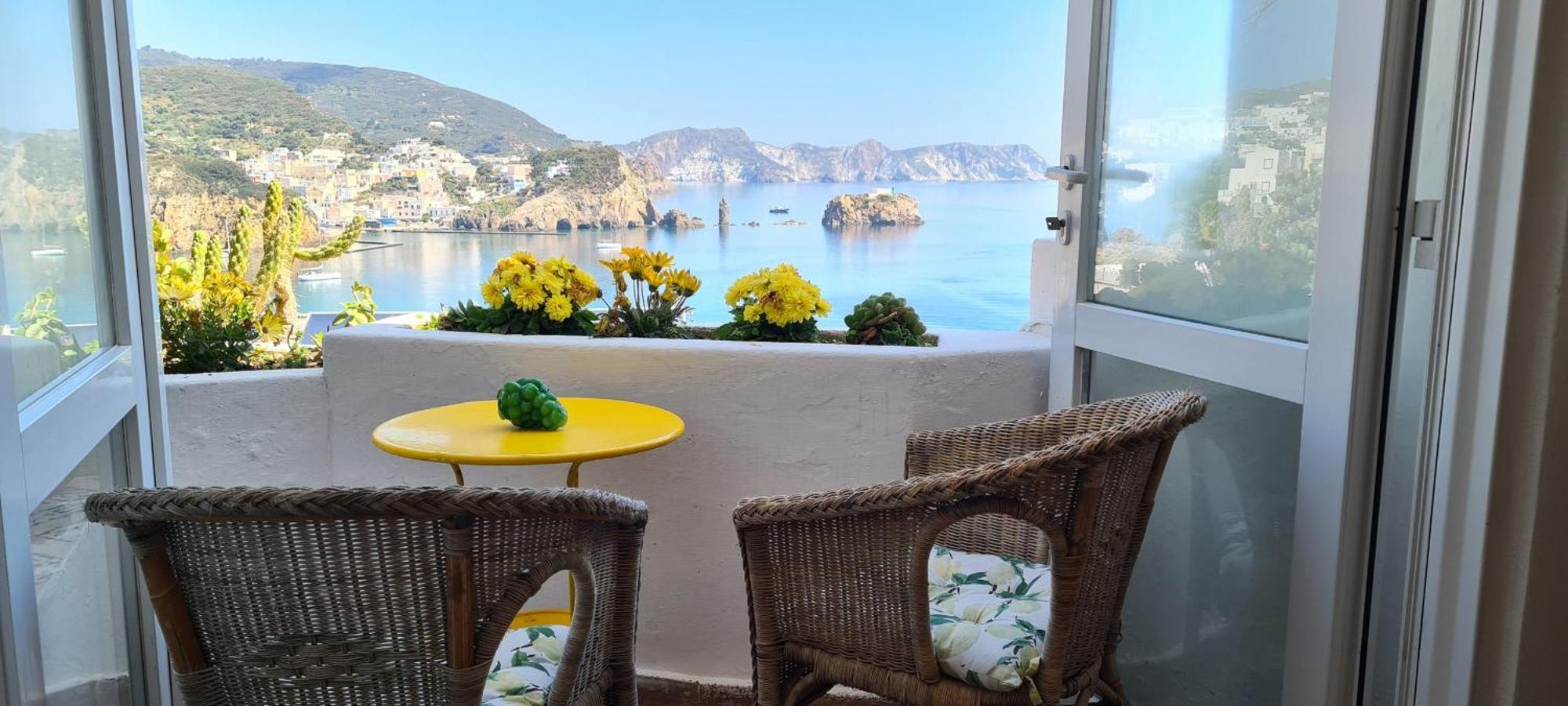 Hotel La Limonaia A Mare Ponza Exteriér fotografie