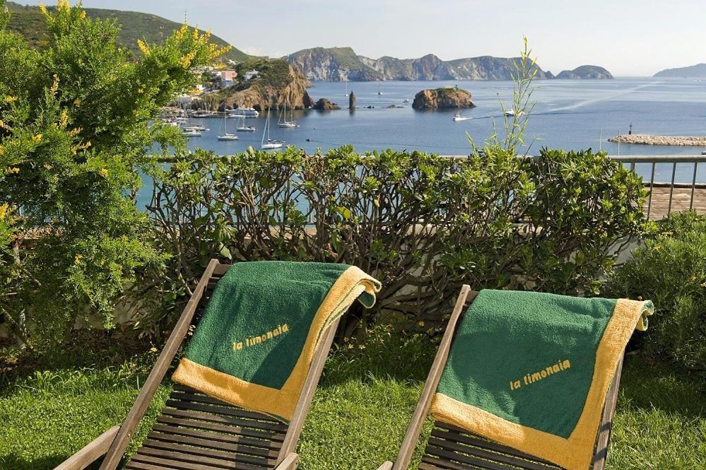Hotel La Limonaia A Mare Ponza Exteriér fotografie