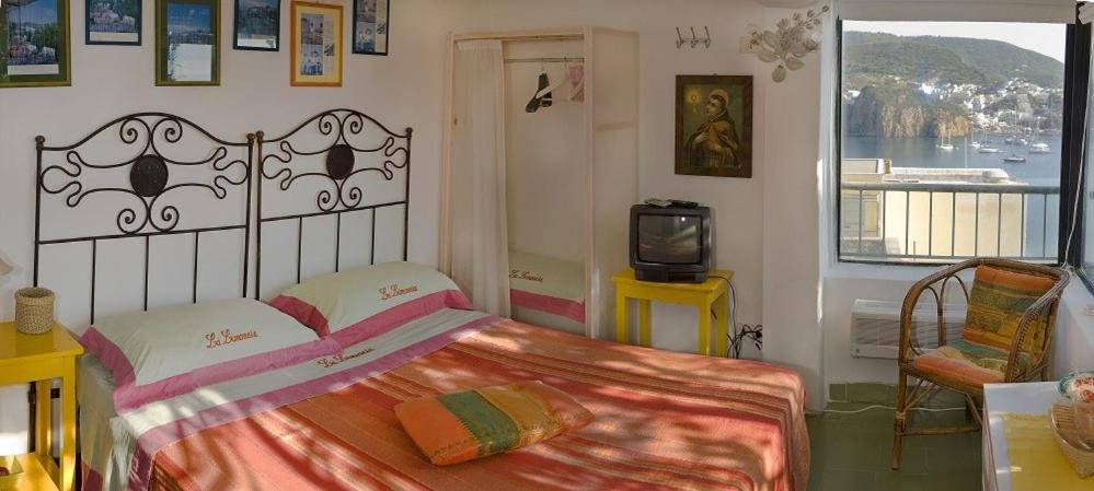Hotel La Limonaia A Mare Ponza Exteriér fotografie
