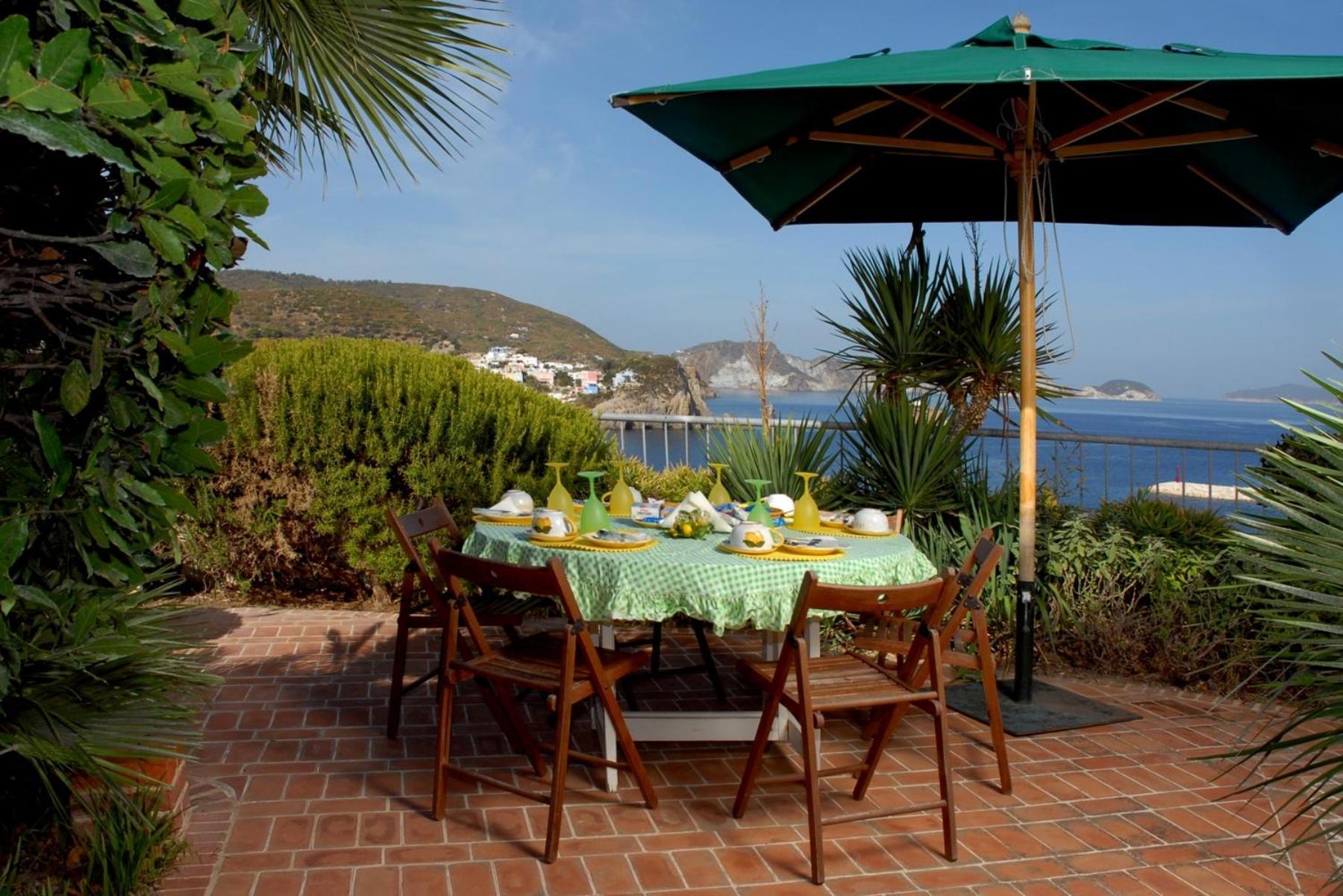 Hotel La Limonaia A Mare Ponza Exteriér fotografie