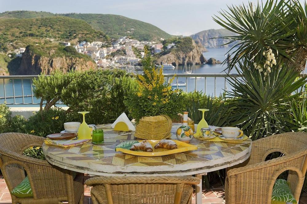 Hotel La Limonaia A Mare Ponza Exteriér fotografie